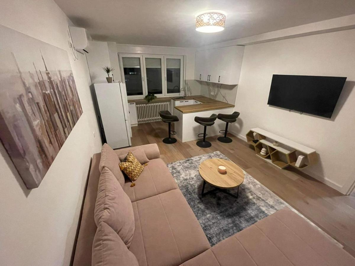 Promenada Apartment Novi Sad Exterior photo